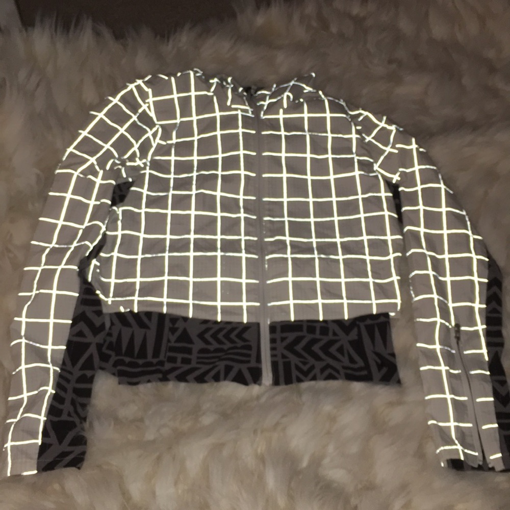 Athletic cropped jacket